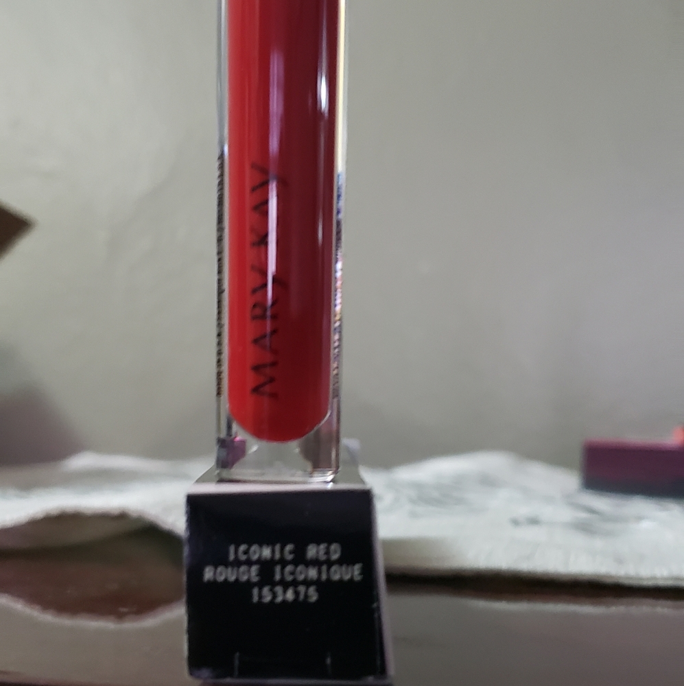 Lip gloss